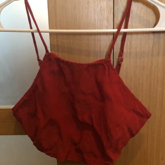 Reformation Tops - ❤️ $14 FINAL PRICE ❤️ REFORMATION Red Crop Top, SZ XS